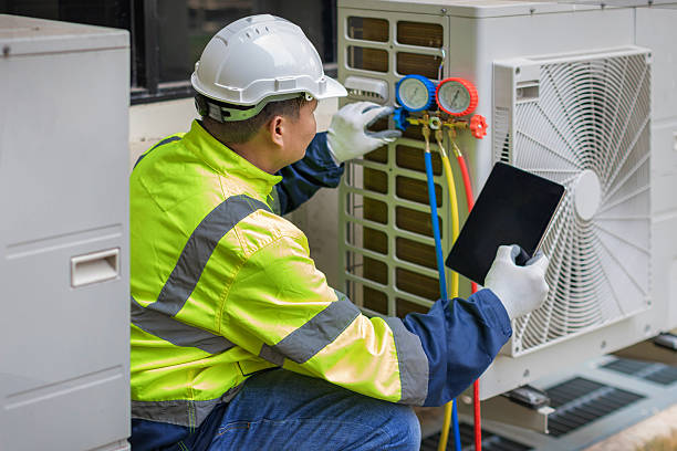Professional Hvac technician working in Mills River, NC
